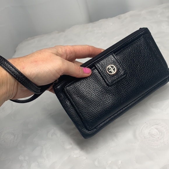 Gianni Bernini Leather Wristlet Wallet - Black/Silver, 7.5”x4” - Picture 8 of 11